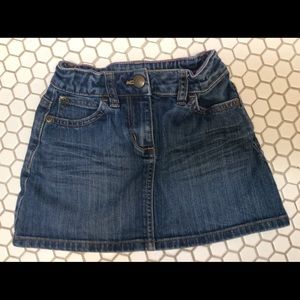 Mini boden 5-6 jean skirt
